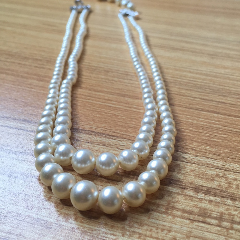 Double layer pearl vintage necklace